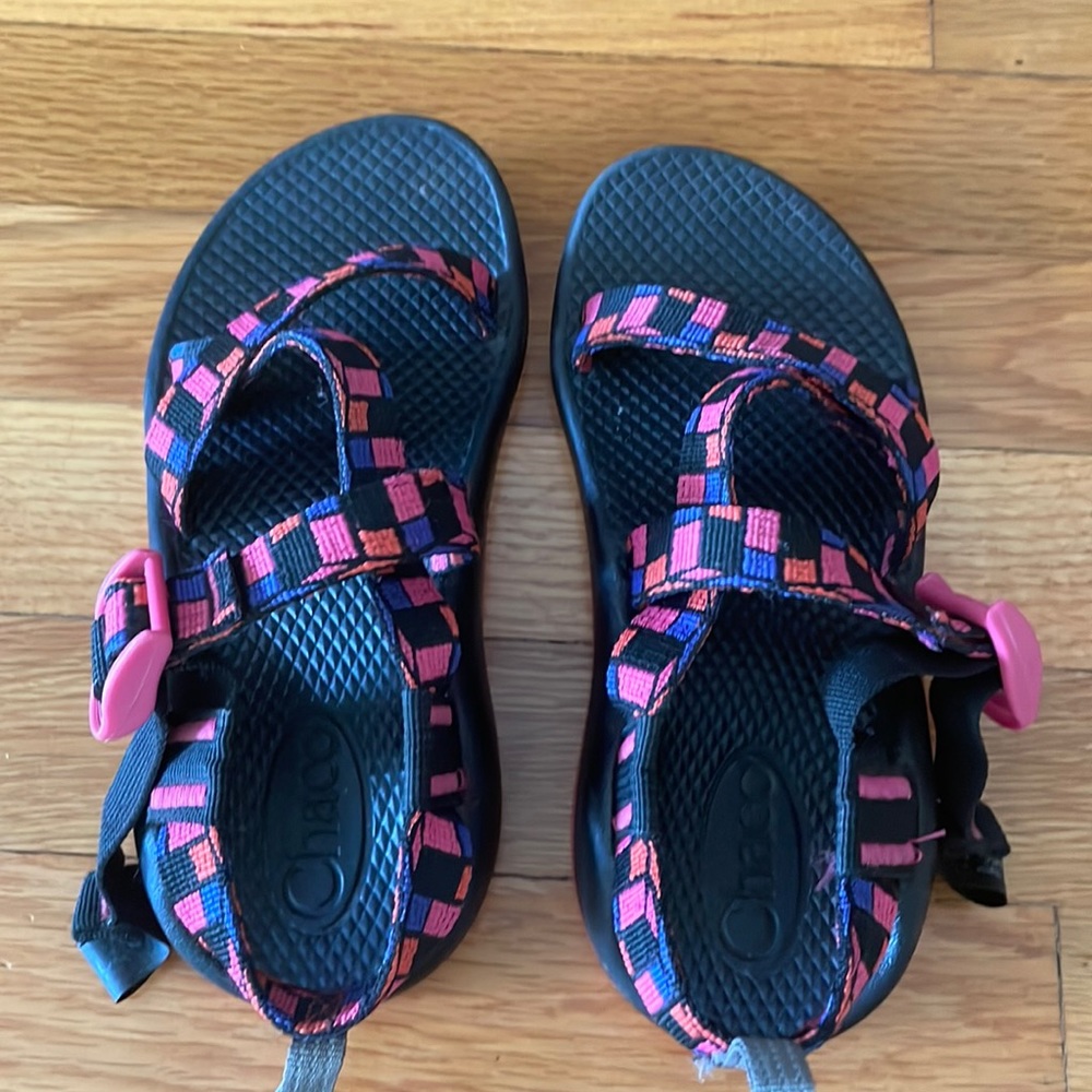 Multi colored girls Chacos.